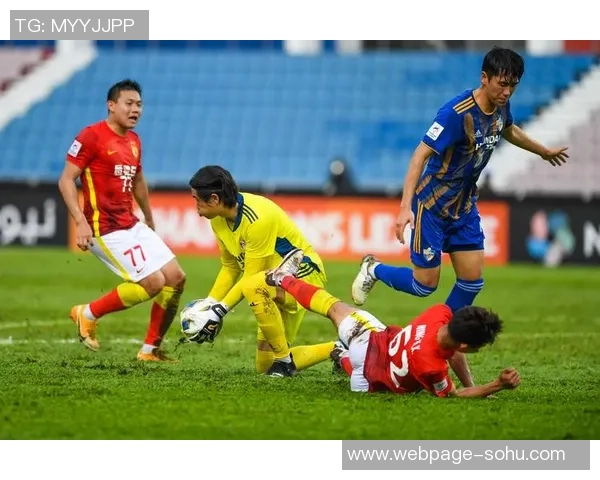 2016年中国与韩国足球对抗赛回顾与分析：激情碰撞与战术较量的精彩瞬间